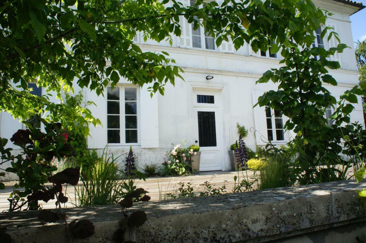 Bed and Breakfast La Blanche Girondine Hostens Экстерьер фото